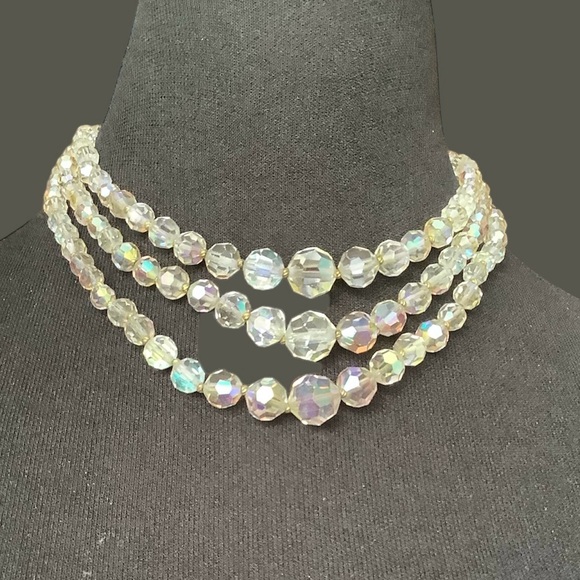 Vintage Aurora Borealis Three Strand Crystal Necklace in Original Case - Picture 2 of 7